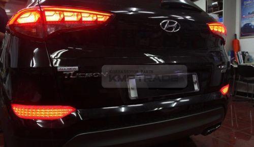 hyundai Tuscon rear reflector.jpg