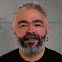 Gökhan Tuna