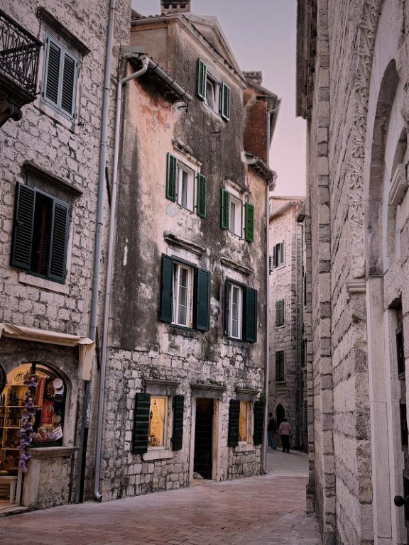 Kotor1.jpeg.2dcaf6f6edfb0ae891a6bb9b0d4c4cac.jpeg