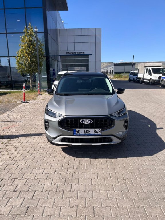 kuga.jpeg.7dec7ebb67c9b2a2a5be69cb223e3ec5.jpeg